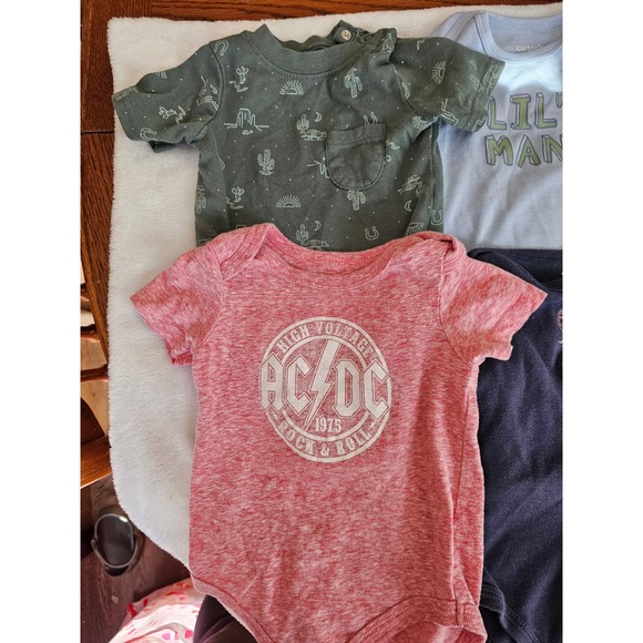 Carters Baby Boy 12M Bodysuit Lot 7pc AC/DC Polar Bear Camping Dogs Lil Man 12M - Picture 2 of 6